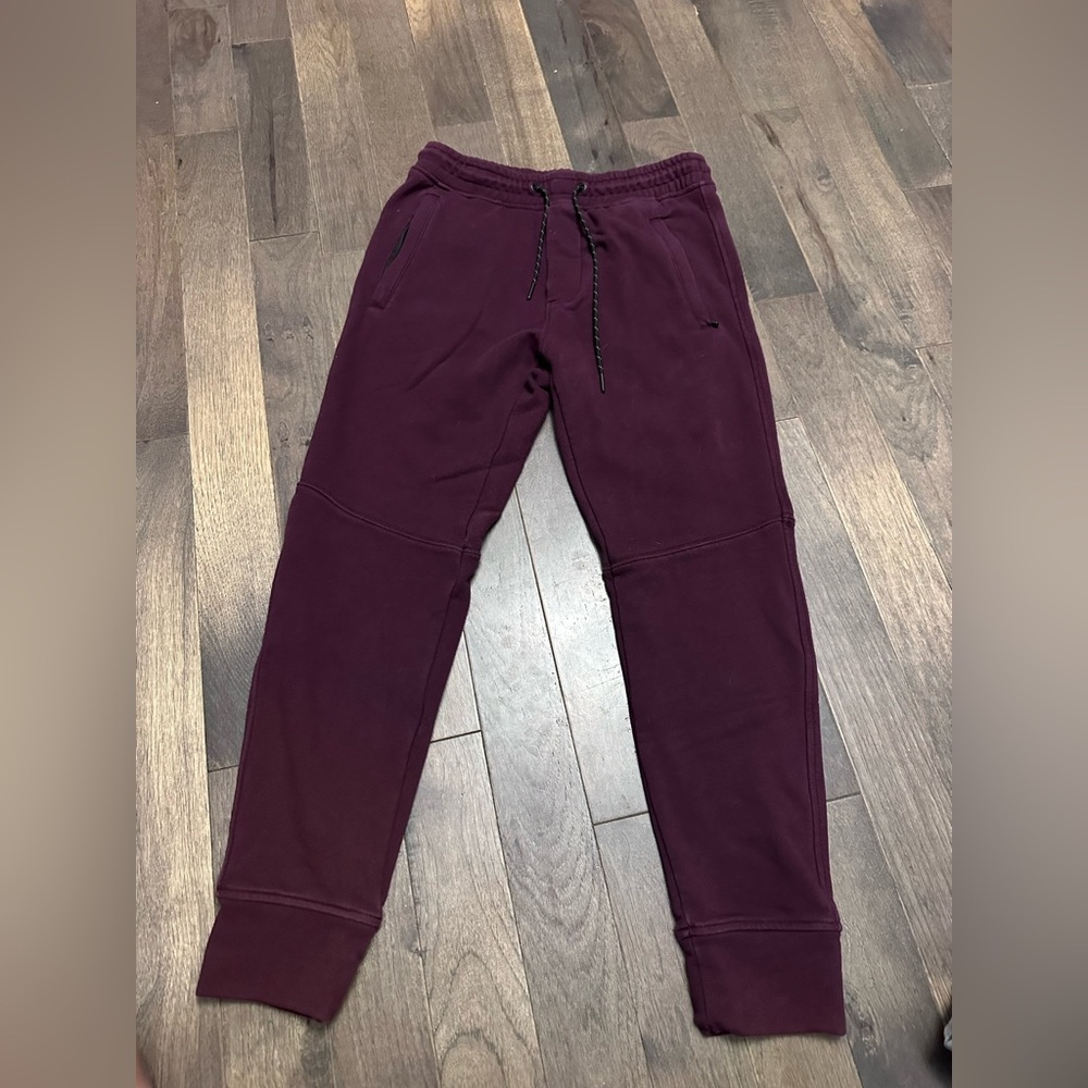 American Eagle joggers